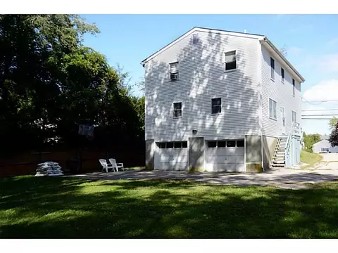 17 Ashaway Rd, Westerly, RI 02891 photo 2