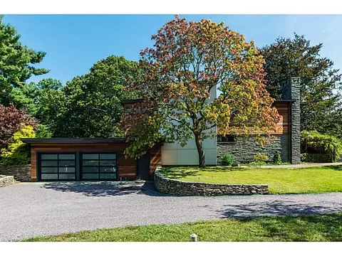 87 Kirby Ave, Warwick, RI 02889 photo 5