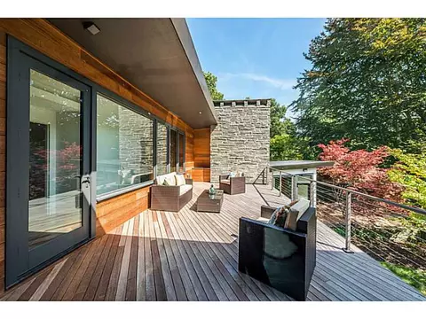 87 Kirby Ave, Warwick, RI 02889 photo 6