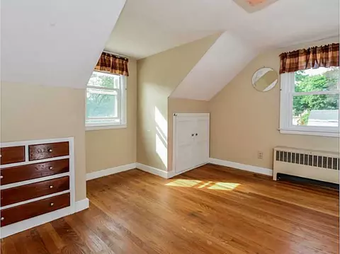 81 Hardwick St, Warwick, RI 02889 photo 16