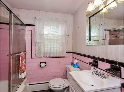 81 Hardwick St, Warwick, RI 02889 photo 13