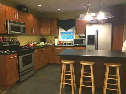 388 Grandview Ave, Woonsocket, RI 02895 photo 21