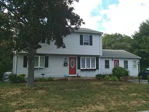 388 Grandview Ave, Woonsocket, RI 02895 photo 1