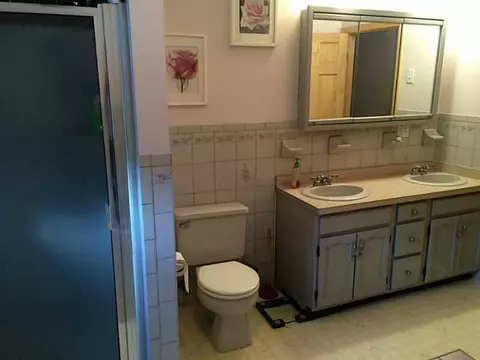 388 Grandview Ave, Woonsocket, RI 02895 photo 13