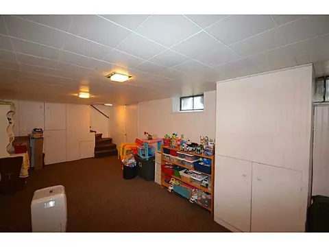 136 Phillips Ave, Warwick, RI 02888 photo 14