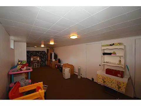 136 Phillips Ave, Warwick, RI 02888 photo 13
