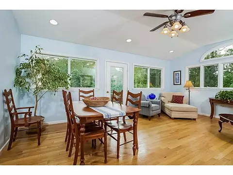 6 Prudence Ln, Warren, RI 02885 photo 8