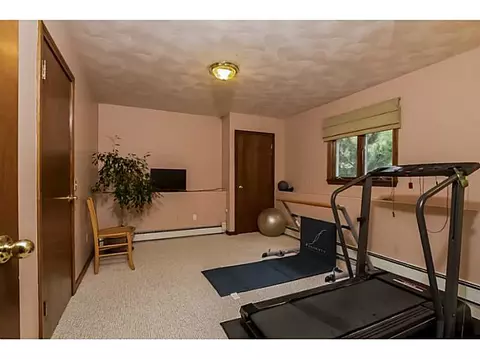 6 Prudence Ln, Warren, RI 02885 photo 14