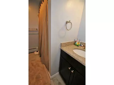 102 Temple St, Woonsocket, RI 02895 photo 13