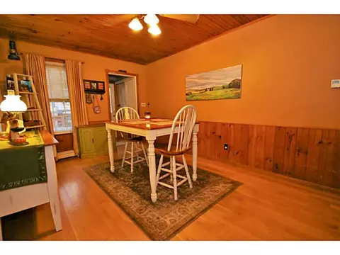 102 Temple St, Woonsocket, RI 02895 photo 9