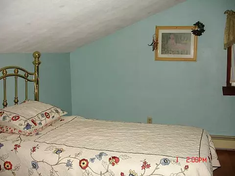 269 Orchard St, Woonsocket, RI 02895 photo 10