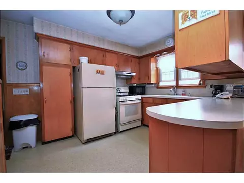 159 Circle Dr, West Warwick, RI 02893 photo 17
