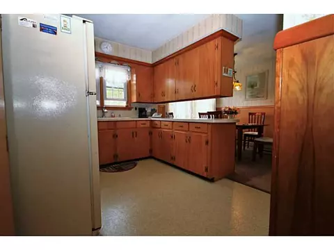 159 Circle Dr, West Warwick, RI 02893 photo 16
