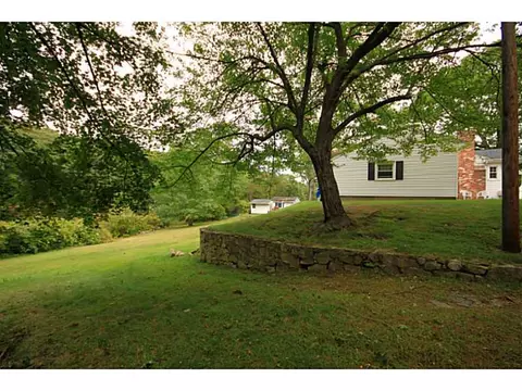 159 Circle Dr, West Warwick, RI 02893 photo 3