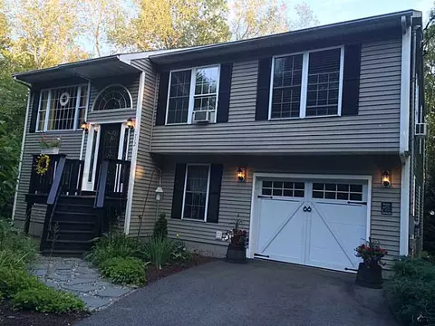 712 Chestnut Hill Rd, Glocester, RI 02814 photo 1