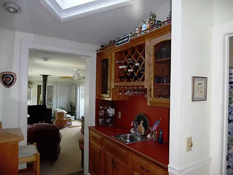 6 Colonial Dr, Westerly, RI 02891 photo 9