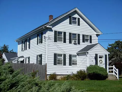 6 Colonial Dr, Westerly, RI 02891 photo 2