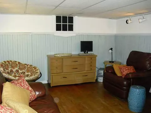 76 Autumn St, Cranston, RI 02910 photo 18