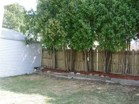 76 Autumn St, Cranston, RI 02910 photo 16