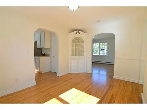6 Abbey Ave, Warwick, RI 02888 photo 6