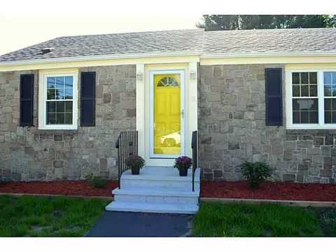 6 Abbey Ave, Warwick, RI 02888 photo 1