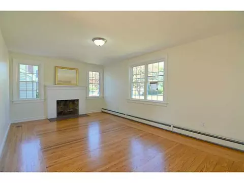 6 Abbey Ave, Warwick, RI 02888 photo 7