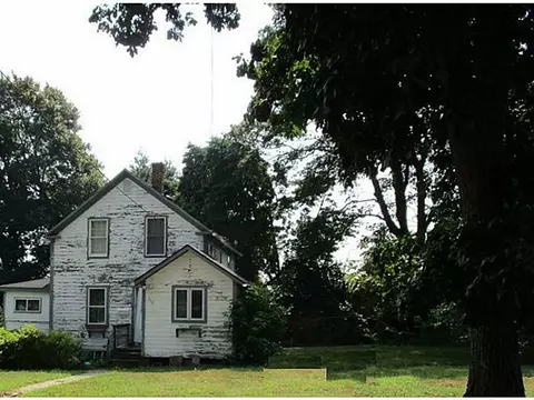 154 Grove Ave, Warwick, RI 02889 photo 1