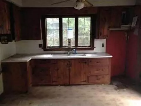 154 Grove Ave, Warwick, RI 02889 photo 10