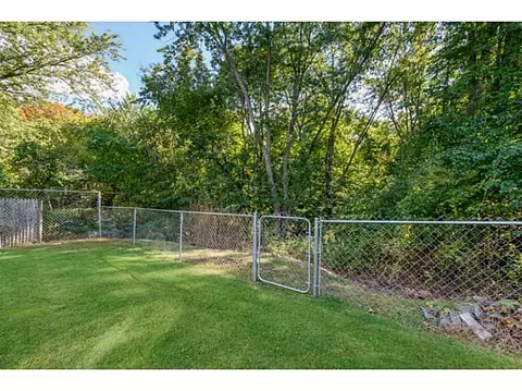 222 Mason St, Woonsocket, RI 02895 photo 6