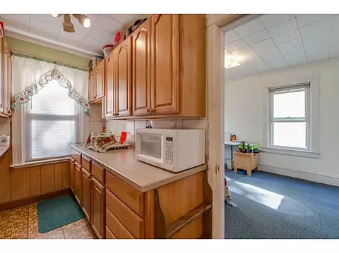 222 Mason St, Woonsocket, RI 02895 photo 17