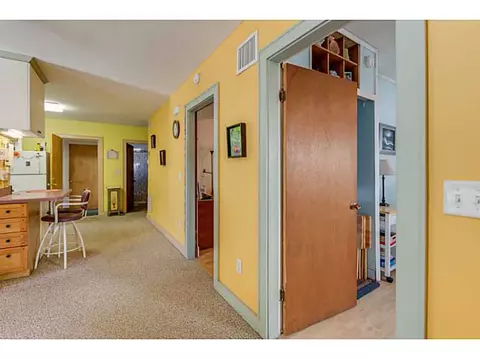 222 Mason St, Woonsocket, RI 02895 photo 10