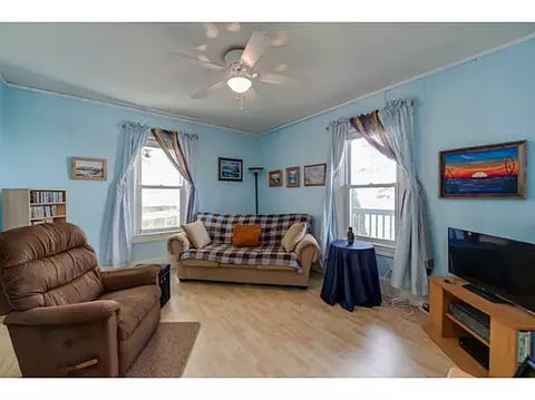 222 Mason St, Woonsocket, RI 02895 photo 8