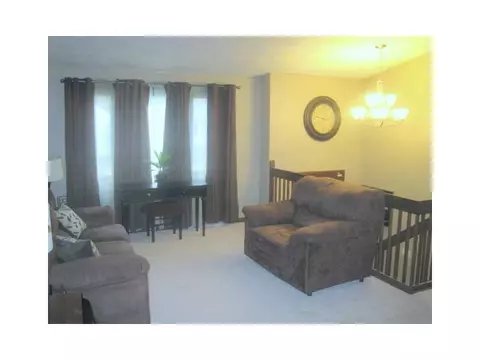 18 Sutton Ave, Warwick, RI 02889 photo 7