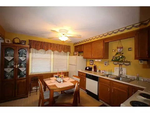 200 Post Rd #602, Warwick, RI 02888 photo 2
