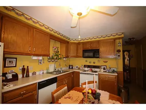 200 Post Rd #602, Warwick, RI 02888 photo 3