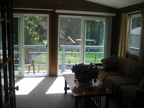 100 Janet Dr, Warwick, RI 02886 photo 7