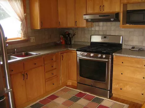 100 Janet Dr, Warwick, RI 02886 photo 11