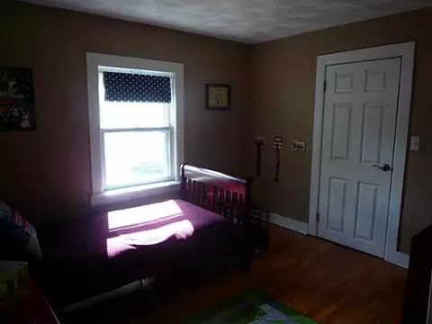 85 Wesleyan Ave, Warwick, RI 02886 photo 8