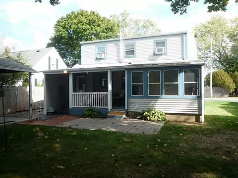 85 Wesleyan Ave, Warwick, RI 02886 photo 23