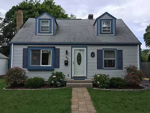 85 Wesleyan Ave, Warwick, RI 02886 photo 1