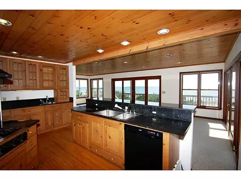 485 Atlantic Ave, Westerly, RI 02891 photo 7