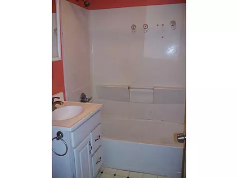 68 Phebe St, Woonsocket, RI 02895 photo 11