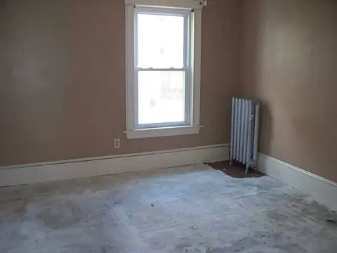 68 Phebe St, Woonsocket, RI 02895 photo 10