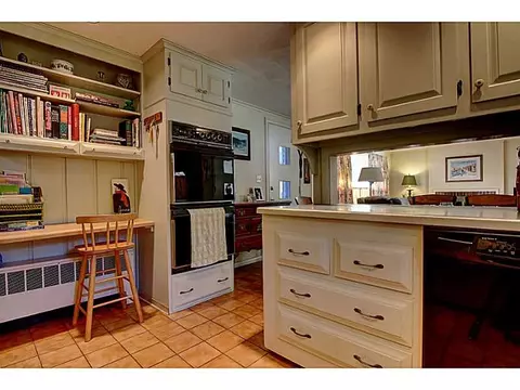 108 Fostmere Ct, Warwick, RI 02889 photo 8