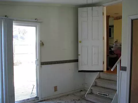 61 Wayne St, Warwick, RI 02889 photo 13