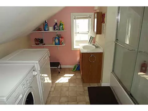 240 Front St, Woonsocket, RI 02895 photo 15