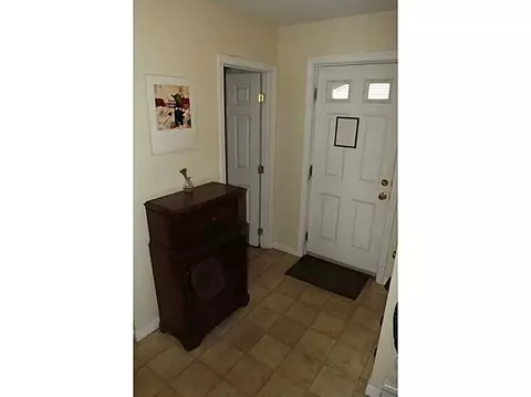 240 Front St, Woonsocket, RI 02895 photo 18