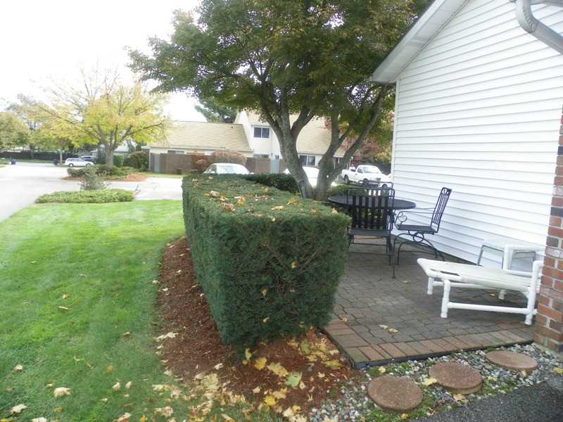 891 Halifax Dr, Warwick, RI 02886 photo 6