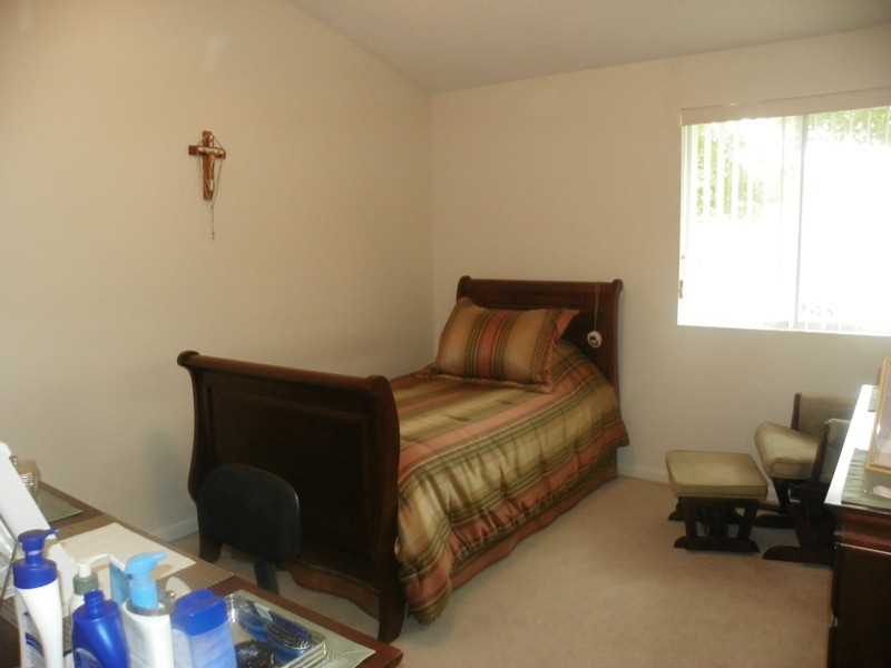 891 Halifax Dr, Warwick, RI 02886 photo 14