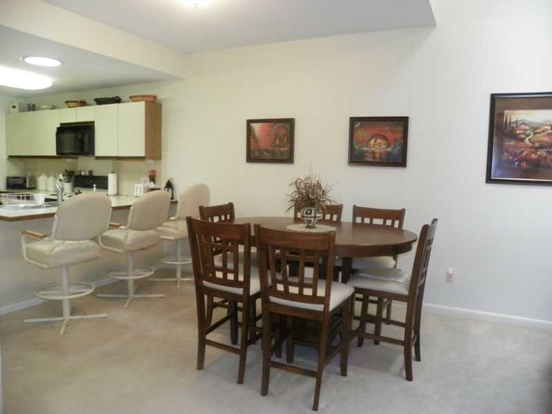 891 Halifax Dr, Warwick, RI 02886 photo 10